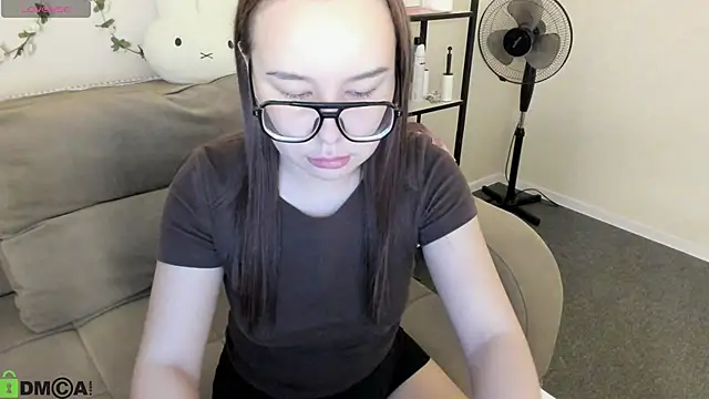 Eva_Cutties webcam