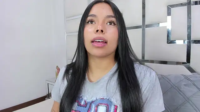 ZoeWan69 webcam