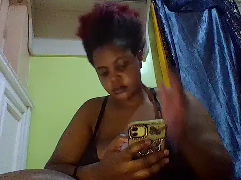 sexychubby22 webcam