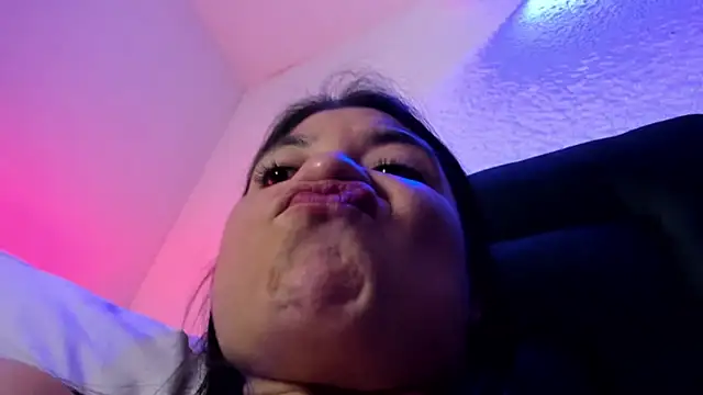 LindaCatalina_ webcam