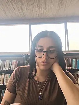 Annya-sweet webcam