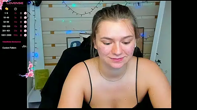 Josephine_Kiss webcam