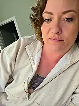 julimonroe webcam