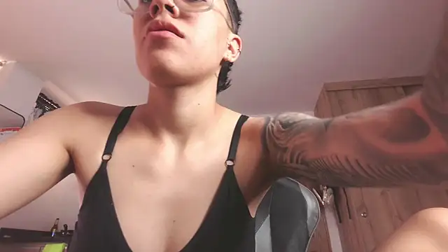 Cutie_Shy_ webcam