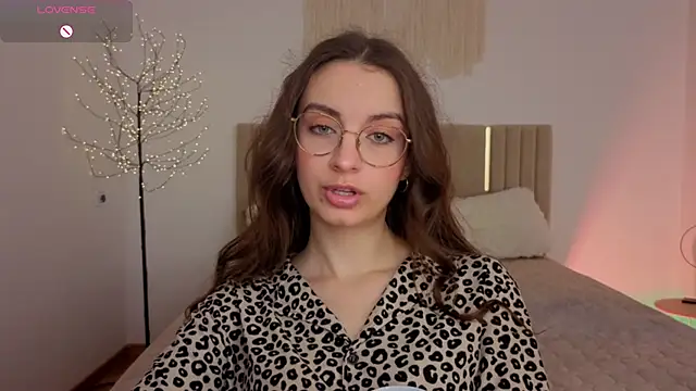 Real_cutie1 webcam