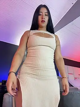 BellaFernandez__ webcam