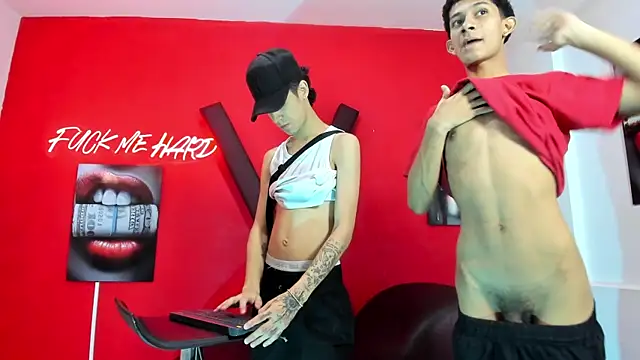 TWINKS_BOYSX webcam