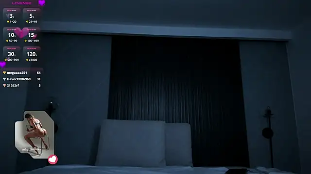 mia_dollce webcam