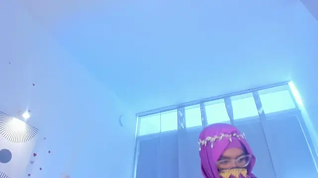 LaylaTemptMe webcam