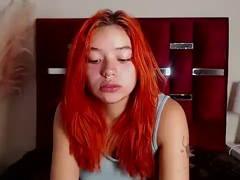 KayleeMei webcam