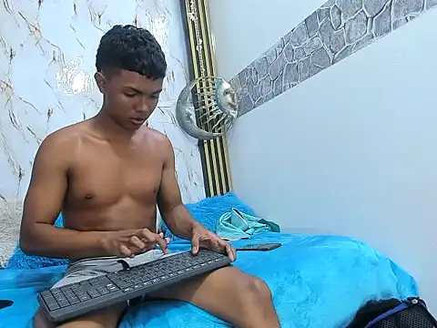 lonjitas_twink_hot webcam