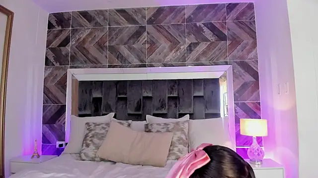 NaylaGrey webcam