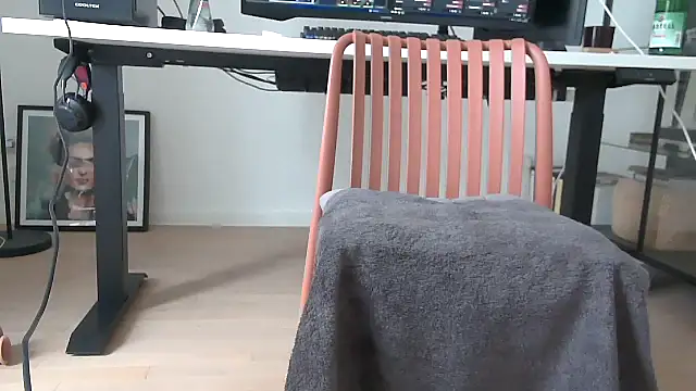 taallguyy_196 webcam