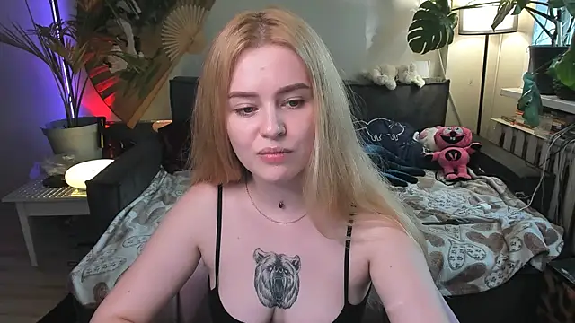 Alexa_Pirs webcam