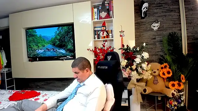 SpartacusDaddy48 webcam