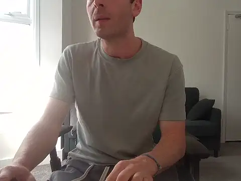 frenchbdmaninlondon webcam