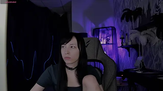 SeraphineSparda webcam
