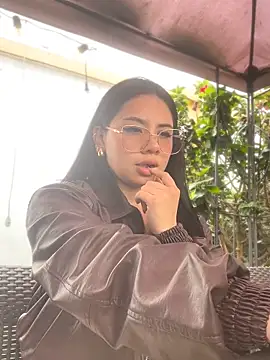 CelesteBlack_Pink webcam