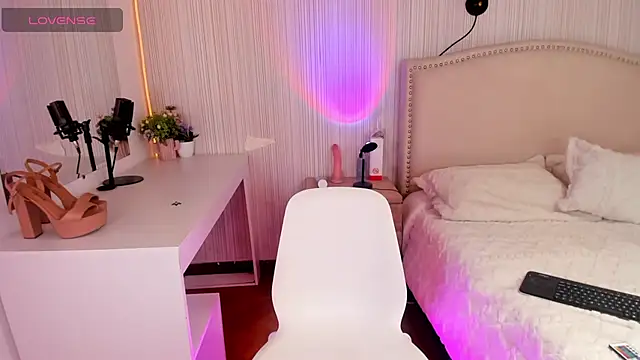 ashleey_doll webcam
