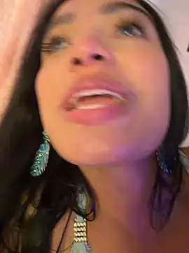 AlinaArgii webcam