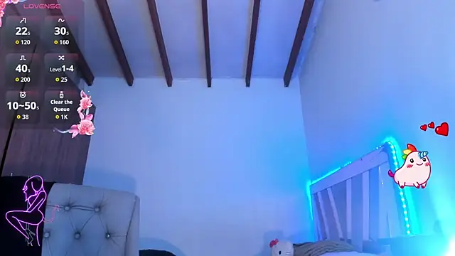 SkyeGabbyRose webcam