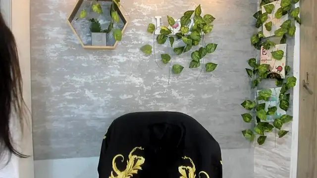 Mhelanny2 webcam