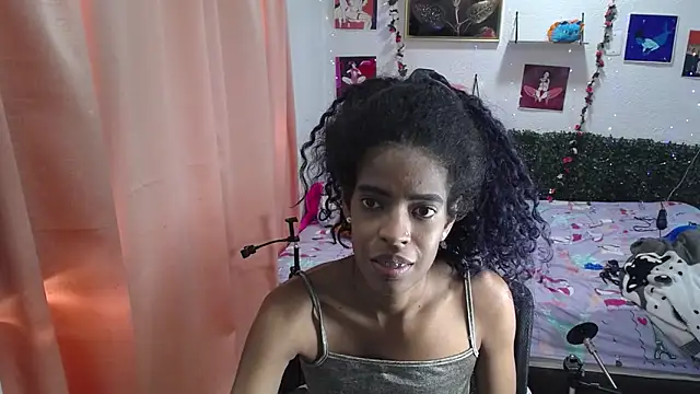 thianahorny webcam