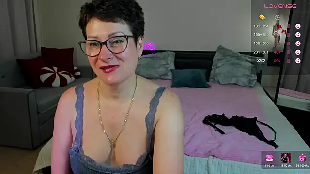 JennyMons webcam
