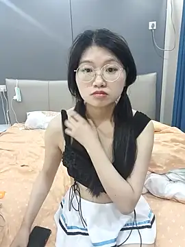 qiuqiu_020 webcam