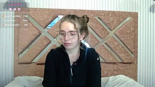 _isaabellaa webcam