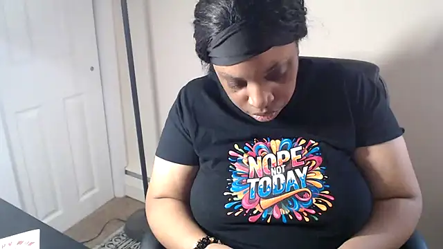 Sexymona1218 webcam