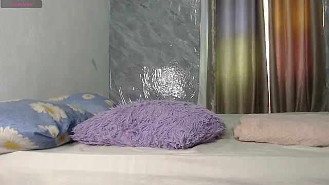 MARIELSINS_1111 webcam