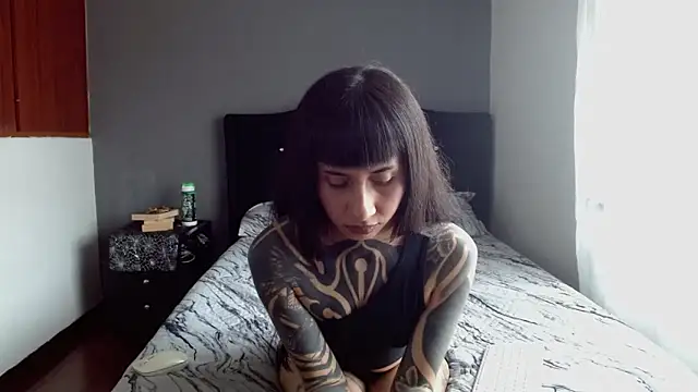 Emilia_1995 webcam
