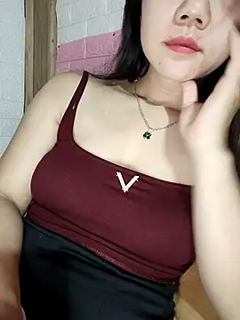 Ngocmai_lazdy webcam