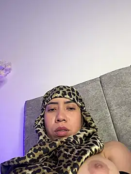 Sweet_hot_mia webcam