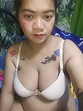 PreggyHotBigBoobs webcam