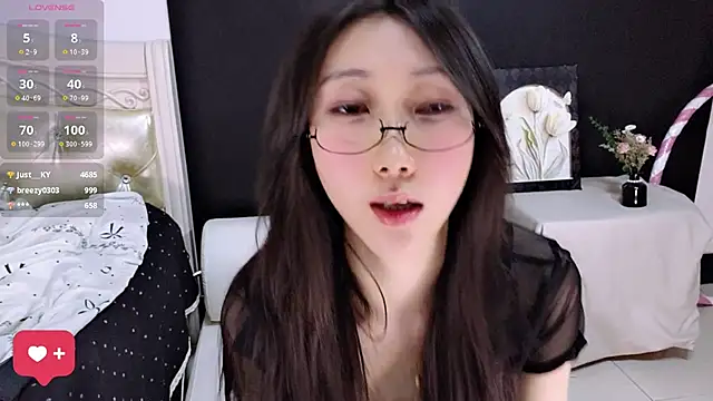 Queenbb88 webcam
