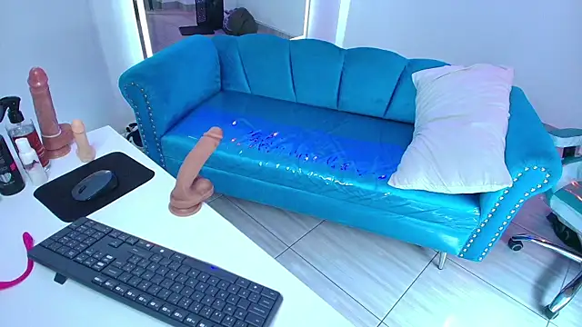 Madame_scarlett webcam