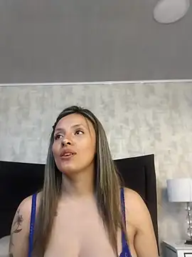 CynthiaMore webcam