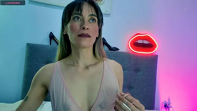 Lorena_sweet33 webcam