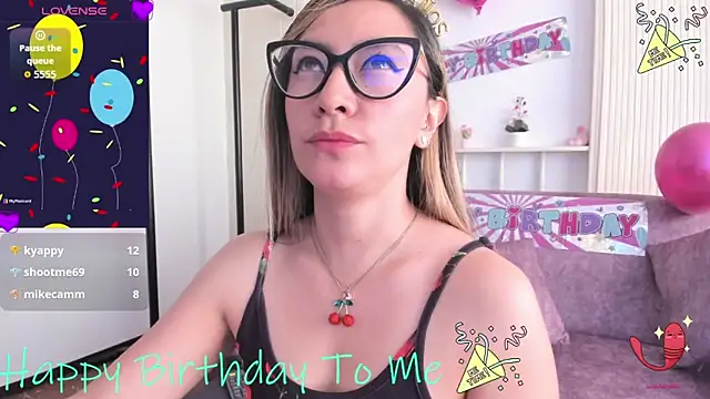 VelvetMouth_ webcam