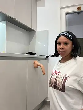haileydiana - HaileyDiana's free webcam - UK Sex Cams