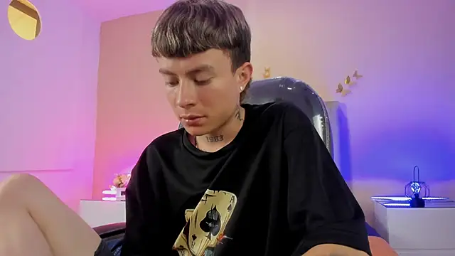 Nascary_Fox webcam