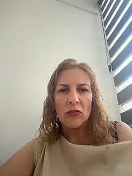 Hot-Milf4U webcam