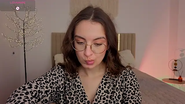 Real_cutie1 webcam