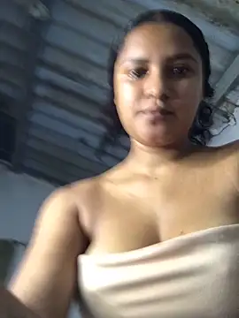 LiaRose- webcam