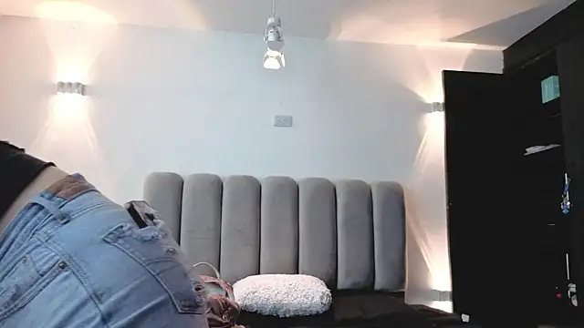 AlliceLover webcam