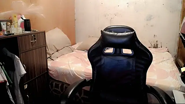 yanaleciousxx webcam