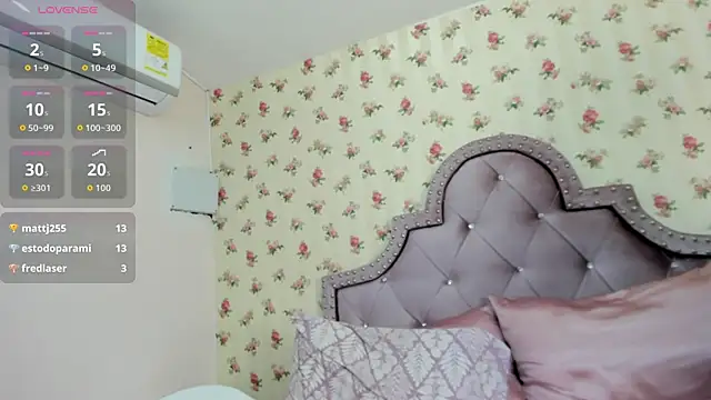 crystal_watson0 webcam