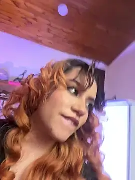 NikkiNix webcam